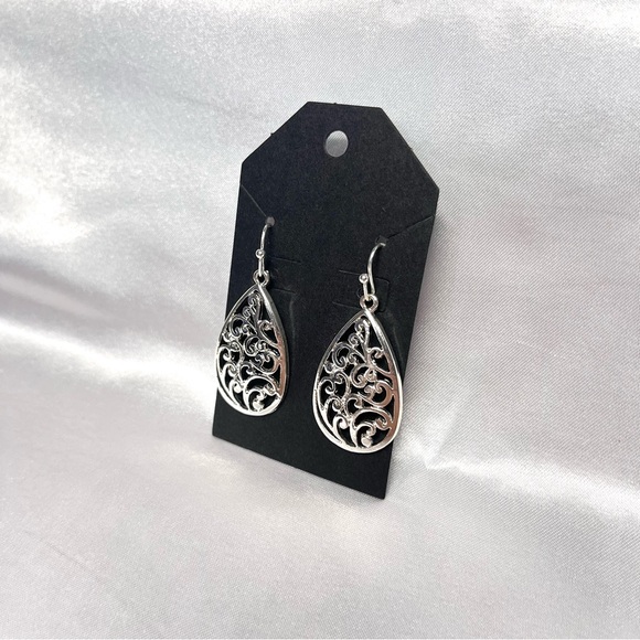 Silver Filigree Teardrop Earrings Nickel-
Free Hypoallergenic - Picture 5 of 5